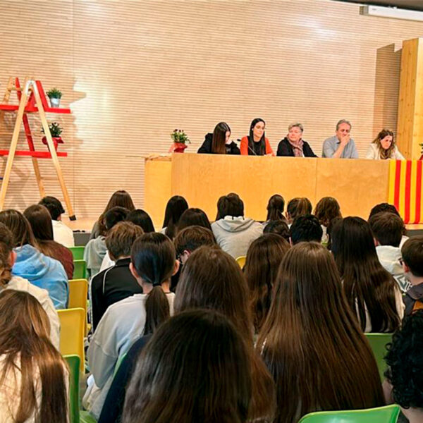 Els Jocs Florals: la gran festa de les lletres de l’escola